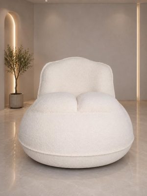Luxury Tri-Bloated Accent chair